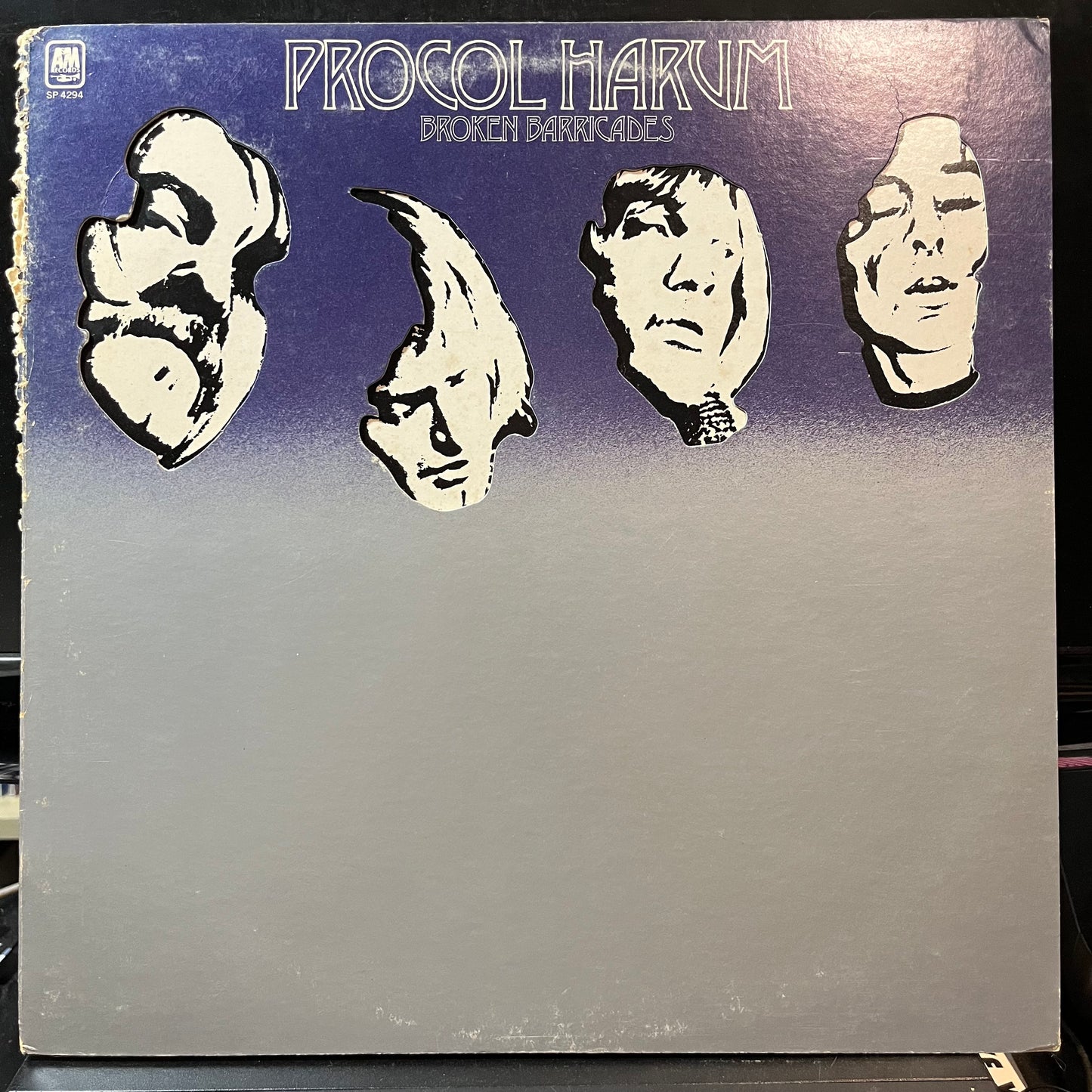 Procol Harum - Broken Barricades (VINYL LP A&M SP 4294 1971) | Near Mint- (NM-) Very Good (VG) - ROCK / USED *NEAR MINT-*