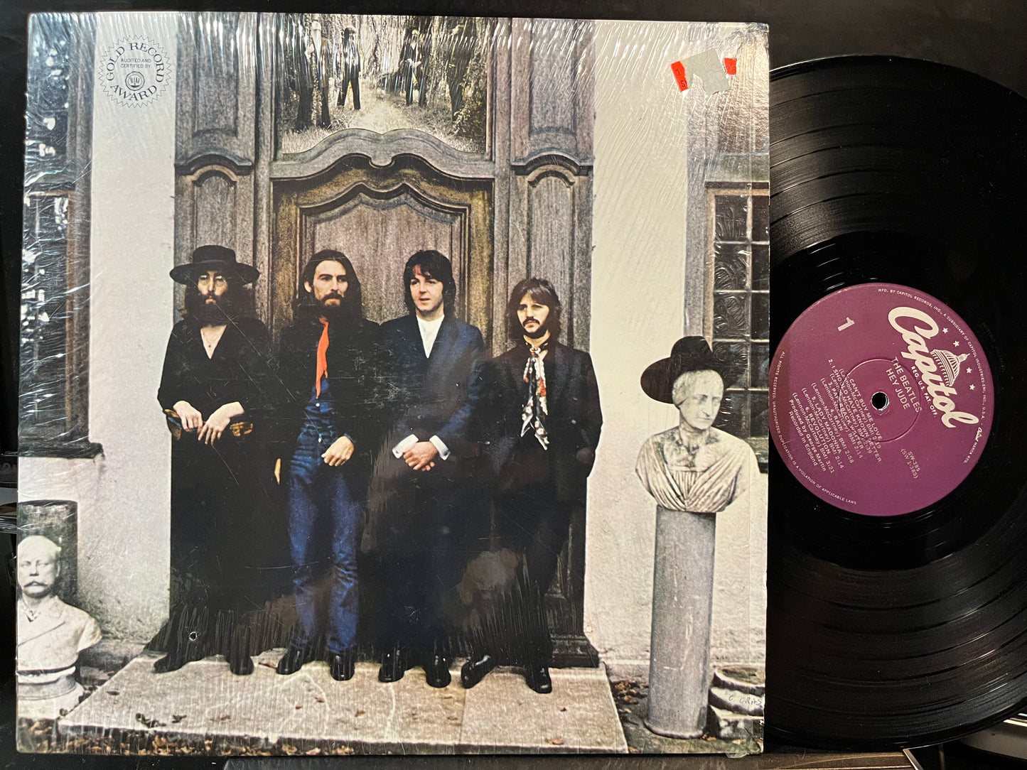 The Beatles - Hey Jude (VINYL LP CAPITOL SW-385 1978) | Near Mint (NM or M-) Near Mint (NM) - ROCK / USED *NEAR MINT*