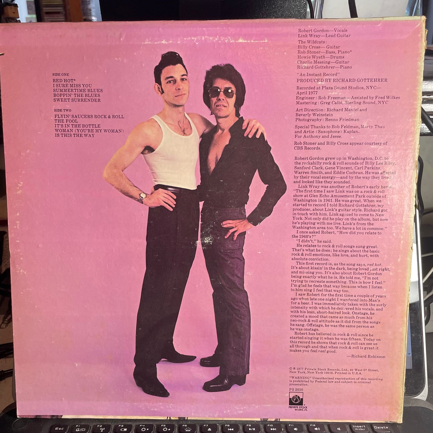 Robert Gordon (2) - Robert Gordon With Link Wray ( VINYL LP Private Stock ‎– PS 2030) | Near Mint (NM) Very Good Plus (VG+) - ROCK / USED *NEAR MINT*