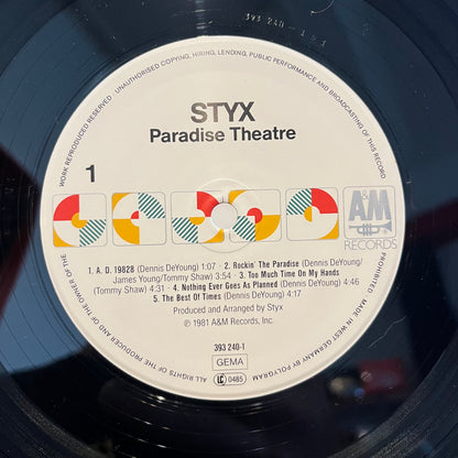 Styx - Paradise Theatre *GERMAN* | Near Mint (NM) Near Mint (NM) - ROCK / USED *NEAR MINT*