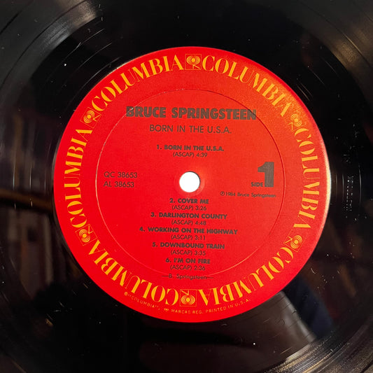 Born In The U.S.A. (VINYL) | Near Mint (NM or M-) Near Mint (NM or M-) - ROCK / USED *NEAR MINT*