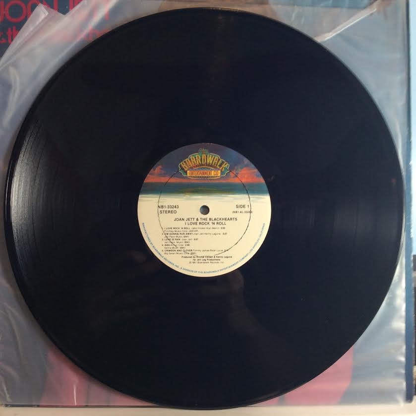 I Love Rock 'N Roll (VINYL) | Near Mint (NM or M-) Very Good Plus (VG+) - ROCK / USED *NEAR MINT*