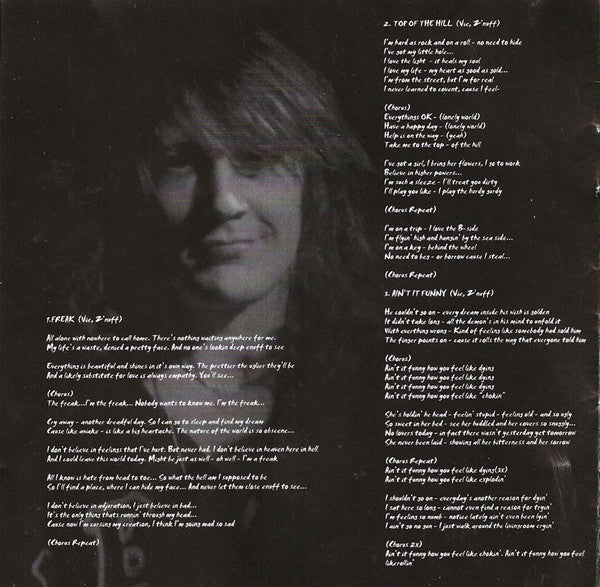 Paraphernalia (CD) | Near Mint (NM or M-) Near Mint (NM or M-) - ROCK / USED *NEAR MINT*