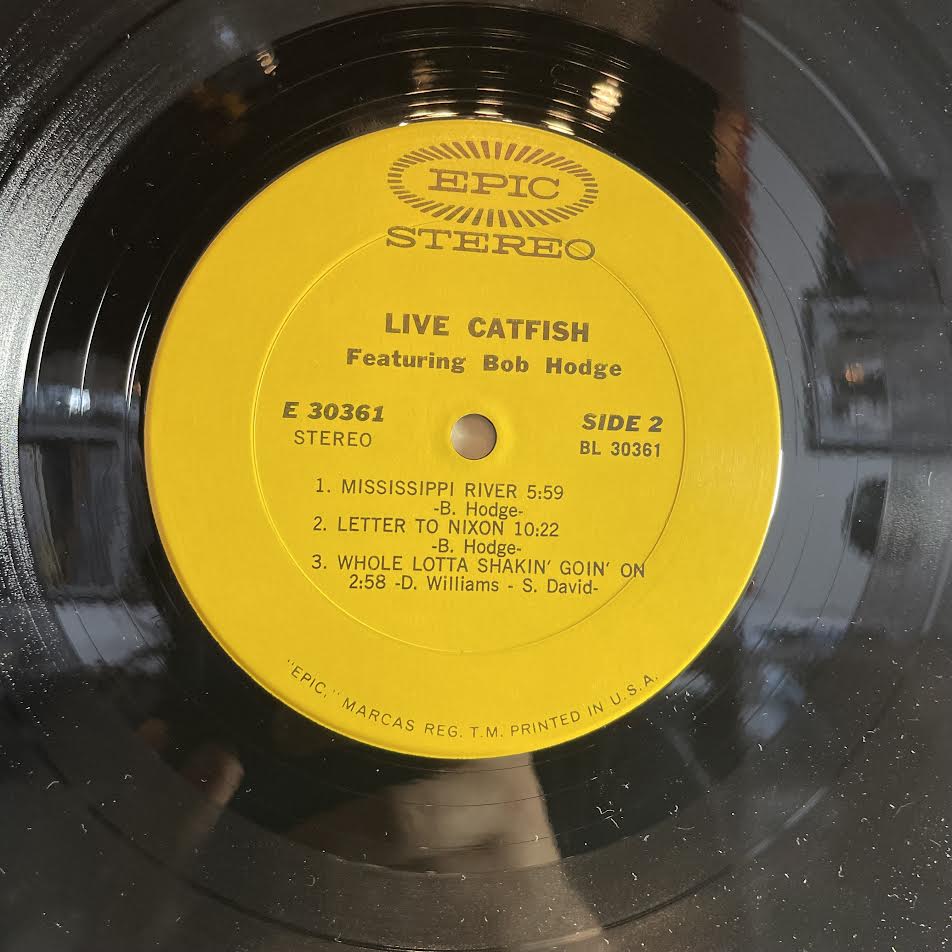 Live Catfish (VINYL) | Near Mint (NM) Very Good Plus (VG+) - ROCK / USED *NEAR MINT*