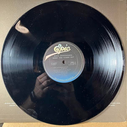 Ridin' The Storm Out (VINYL) | Near Mint (NM or M-) Near Mint (NM or M-) - ROCK / USED *NEAR MINT*