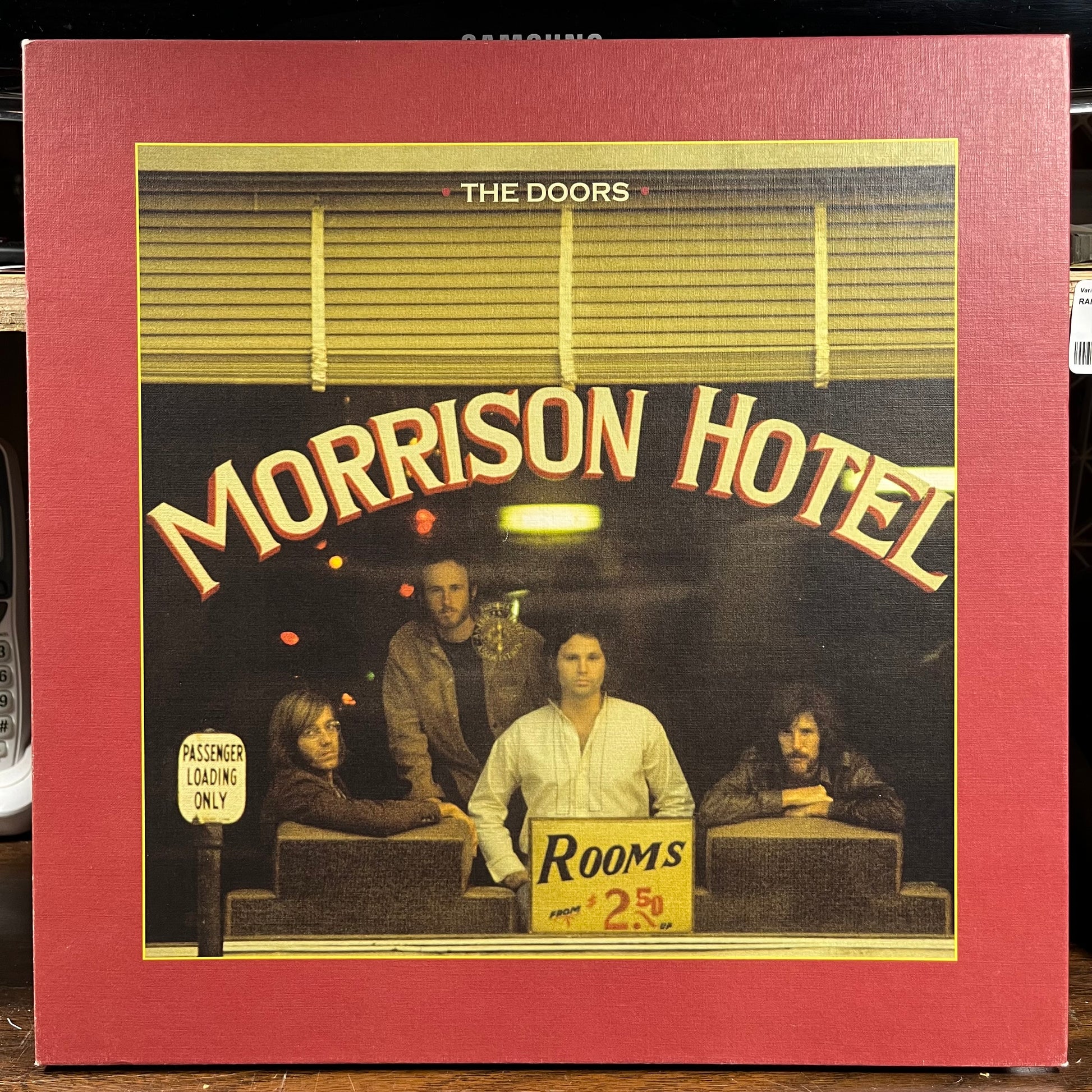 Morrison Hotel (VINYL & 2xCD) | Near Mint (NM) Near Mint (NM) - ROCK / USED *NEAR MINT*