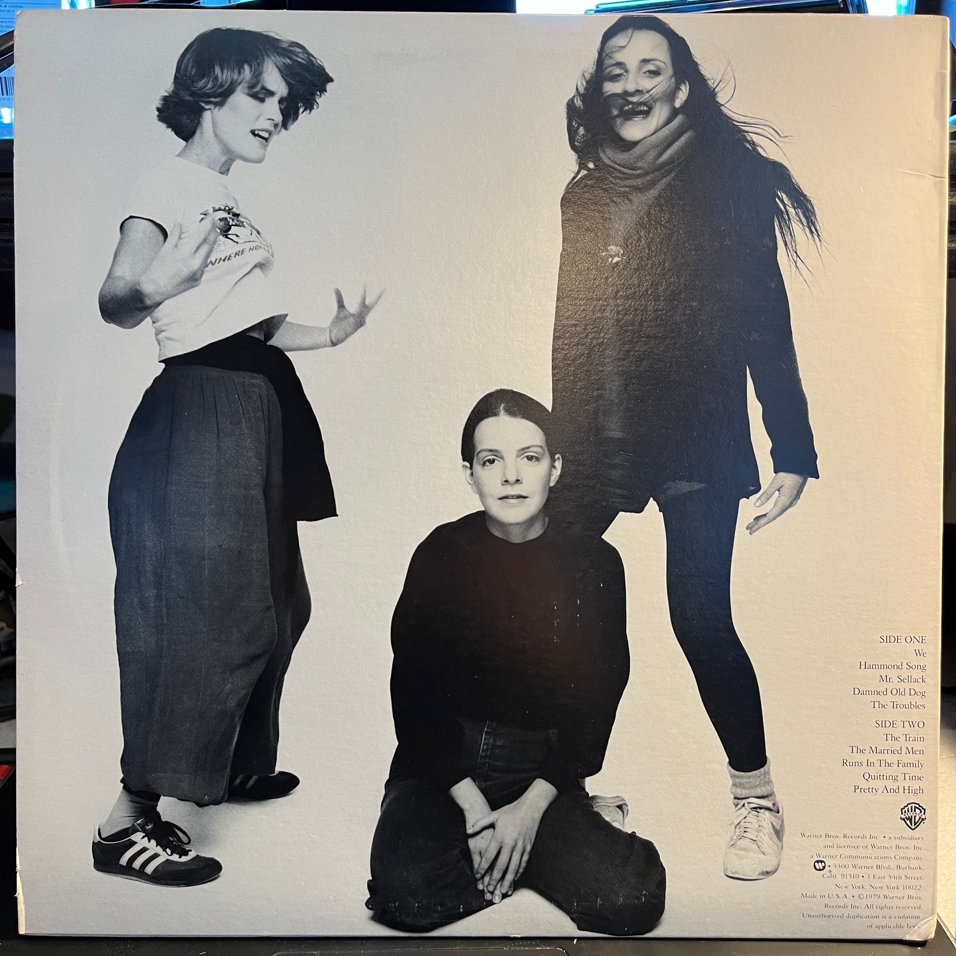 The Roches (VINYL) | Near Mint (NM) Near Mint (NM) - ROCK / USED *NEAR MINT*