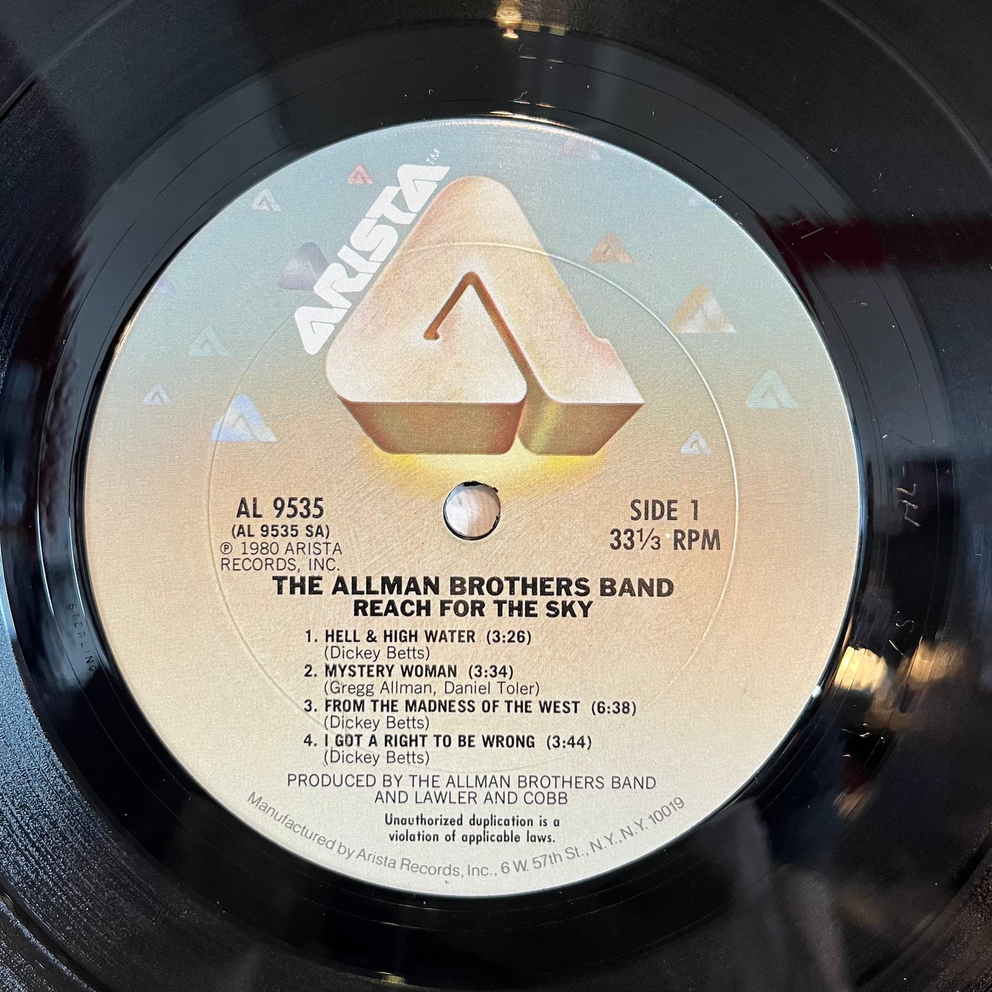 The Allman Brothers Band - Reach For The Sky *SANTA MARIA* | Near Mint (NM) Excellent (EX) - ROCK / USED *NEAR MINT*