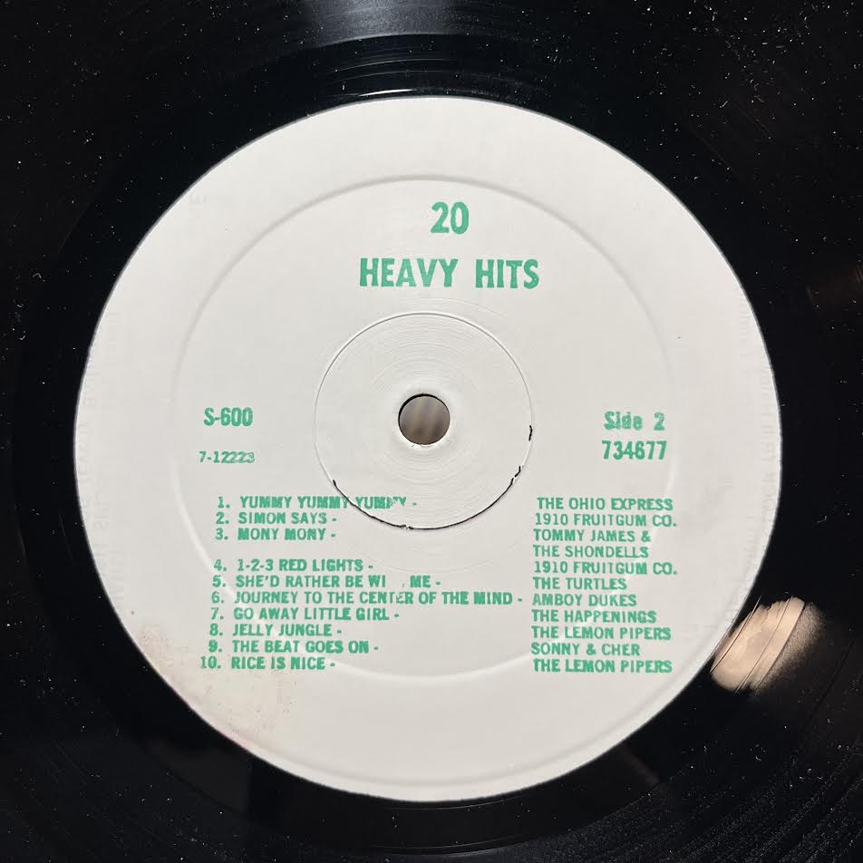 20 Heavy Hits ( VINYL) | Near Mint (NM) Near Mint (NM) - ROCK / USED *NEAR MINT*
