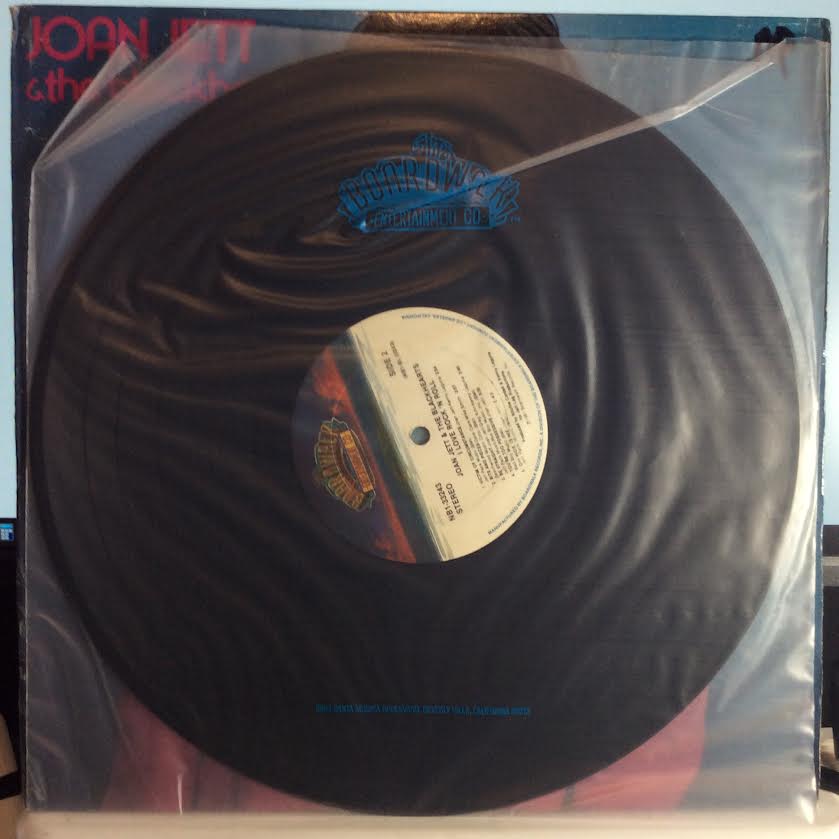 I Love Rock 'N Roll (VINYL) | Near Mint (NM or M-) Very Good Plus (VG+) - ROCK / USED *NEAR MINT*