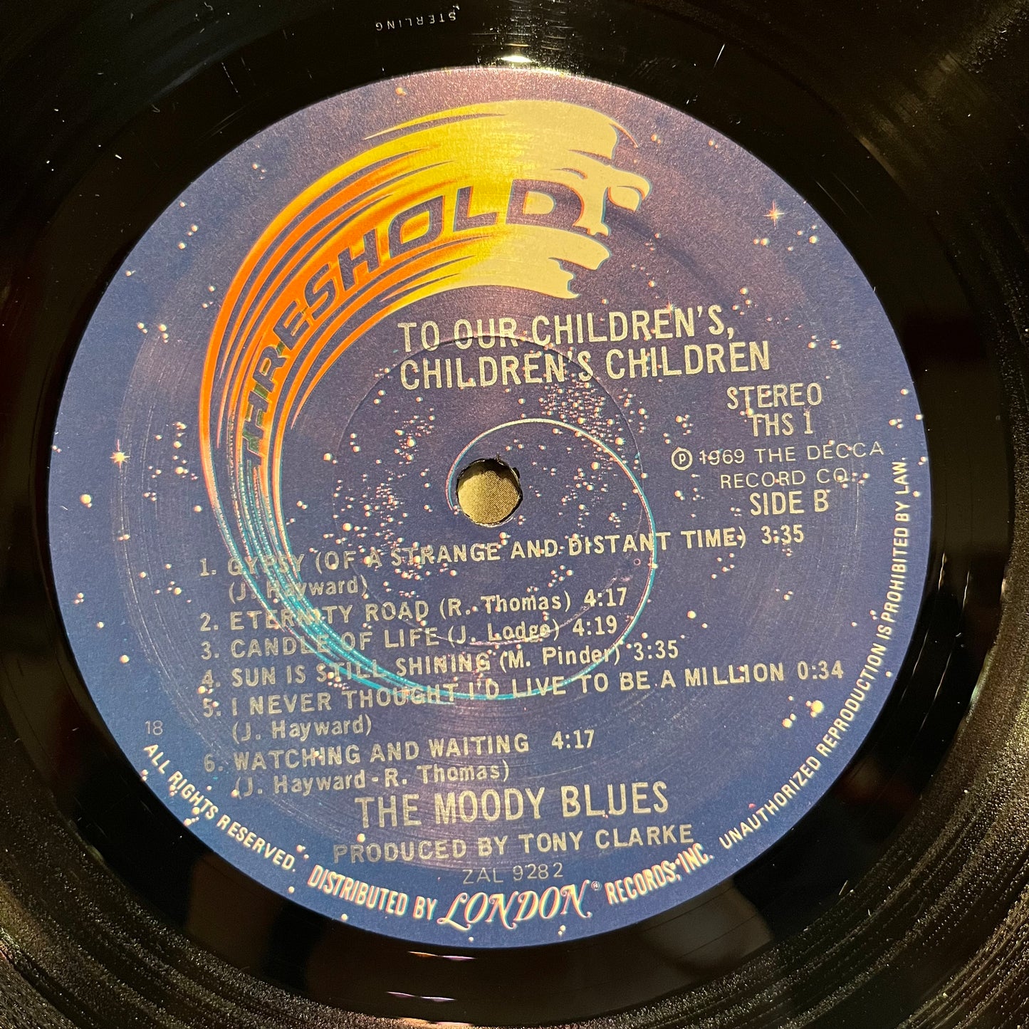 The Moody Blues To Our Children's Children's Children *PRESSWELL* LP Near Mint (NM or M-) Near Mint (NM or M-)