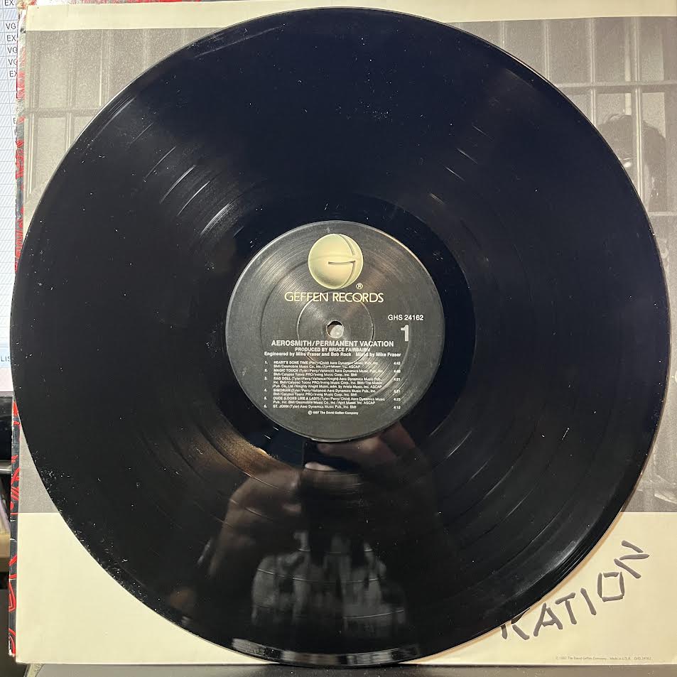 Permanent Vacation (VINYL) | Near Mint (NM or M-) Excellent+ (EX+) - ROCK / USED *NEAR MINT*