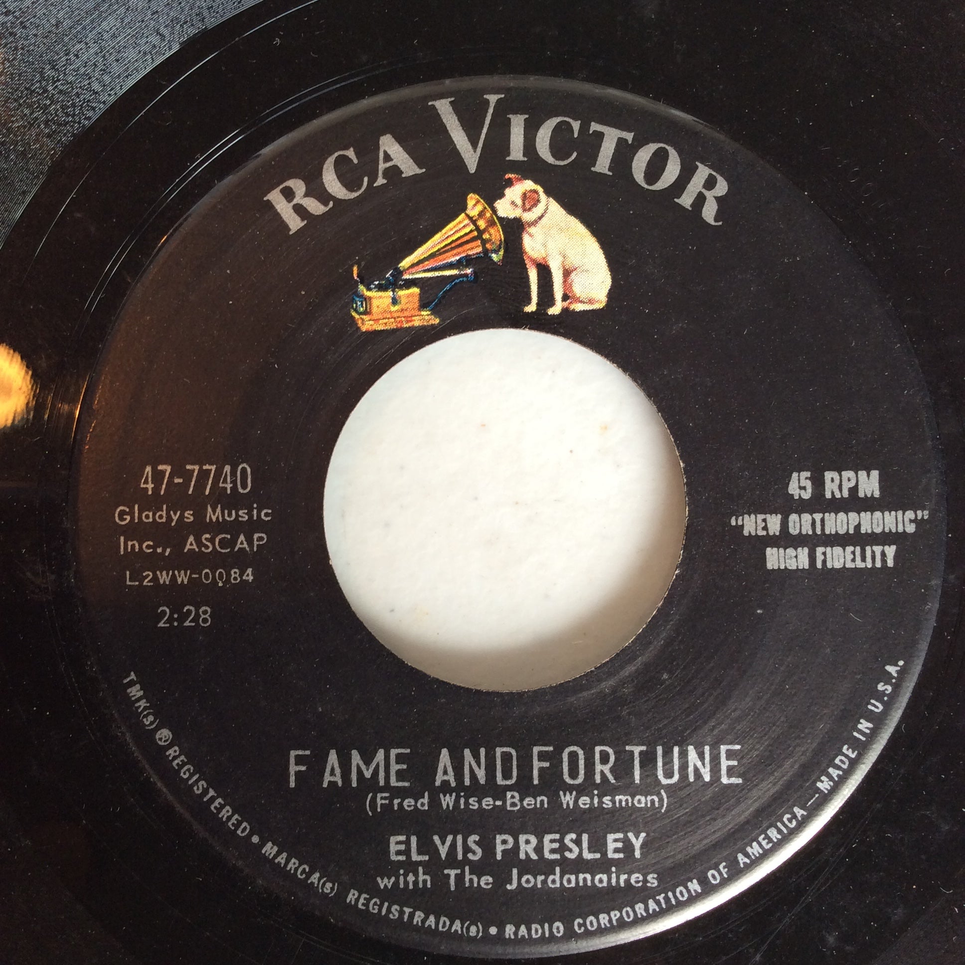 Stuck On You / Fame And Fortune (7" VINYL) | Very Good Plus (VG+) Excellent (EX) - ROCK / USED *VERY GOOD+*