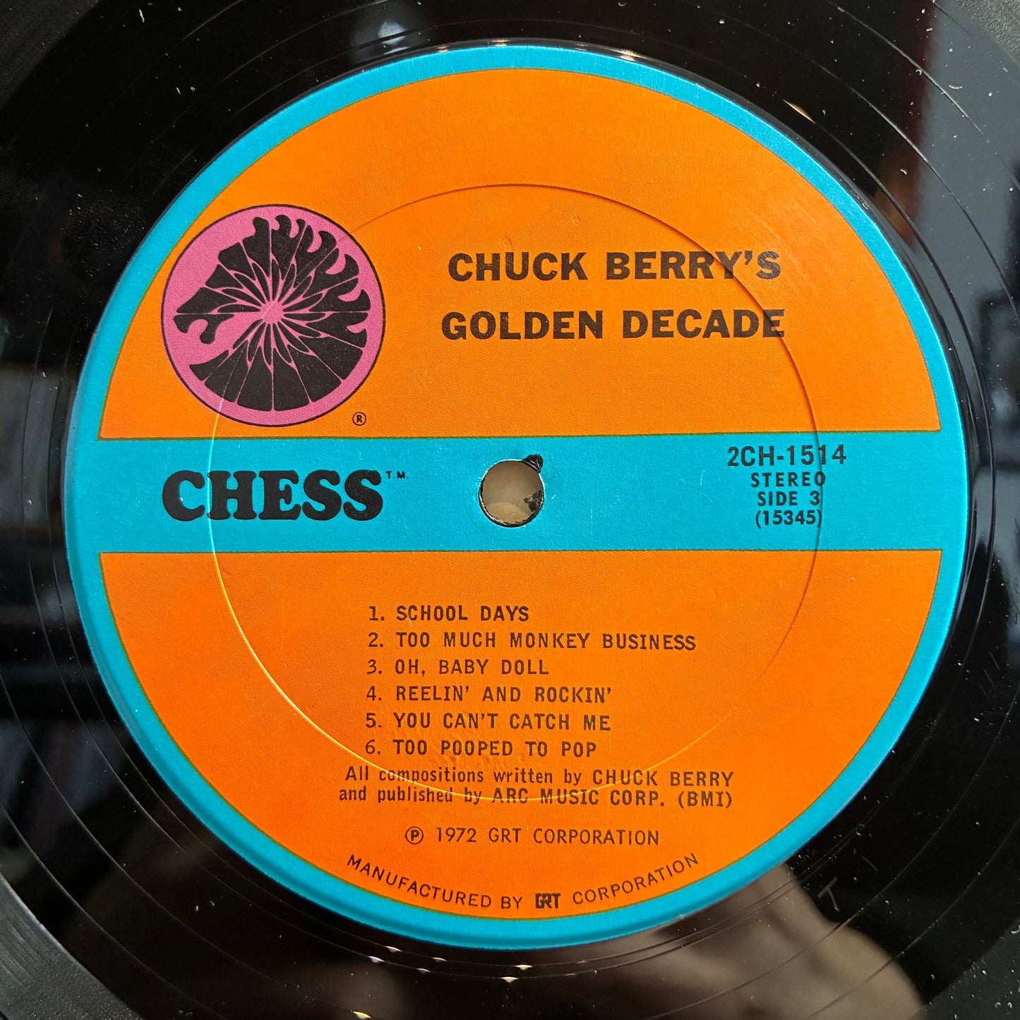 Chuck Berry's Golden Decade (2x VINYL) | Very Good Plus (VG+) Very Good Plus (VG+) - ROCK / USED *VERY GOOD+*