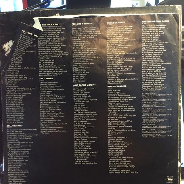 Stranger In Town (VINYL) | Very Good Plus (VG+) Very Good Plus (VG+) - ROCK / USED *VERY GOOD+*