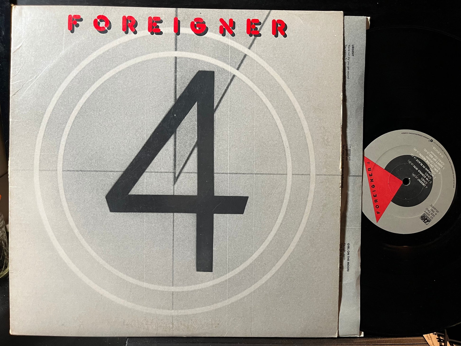 Foreigner - 4 (VINYL) | Very Good Plus (VG+) Excellent (EX) - ROCK / USED *VERY GOOD+*