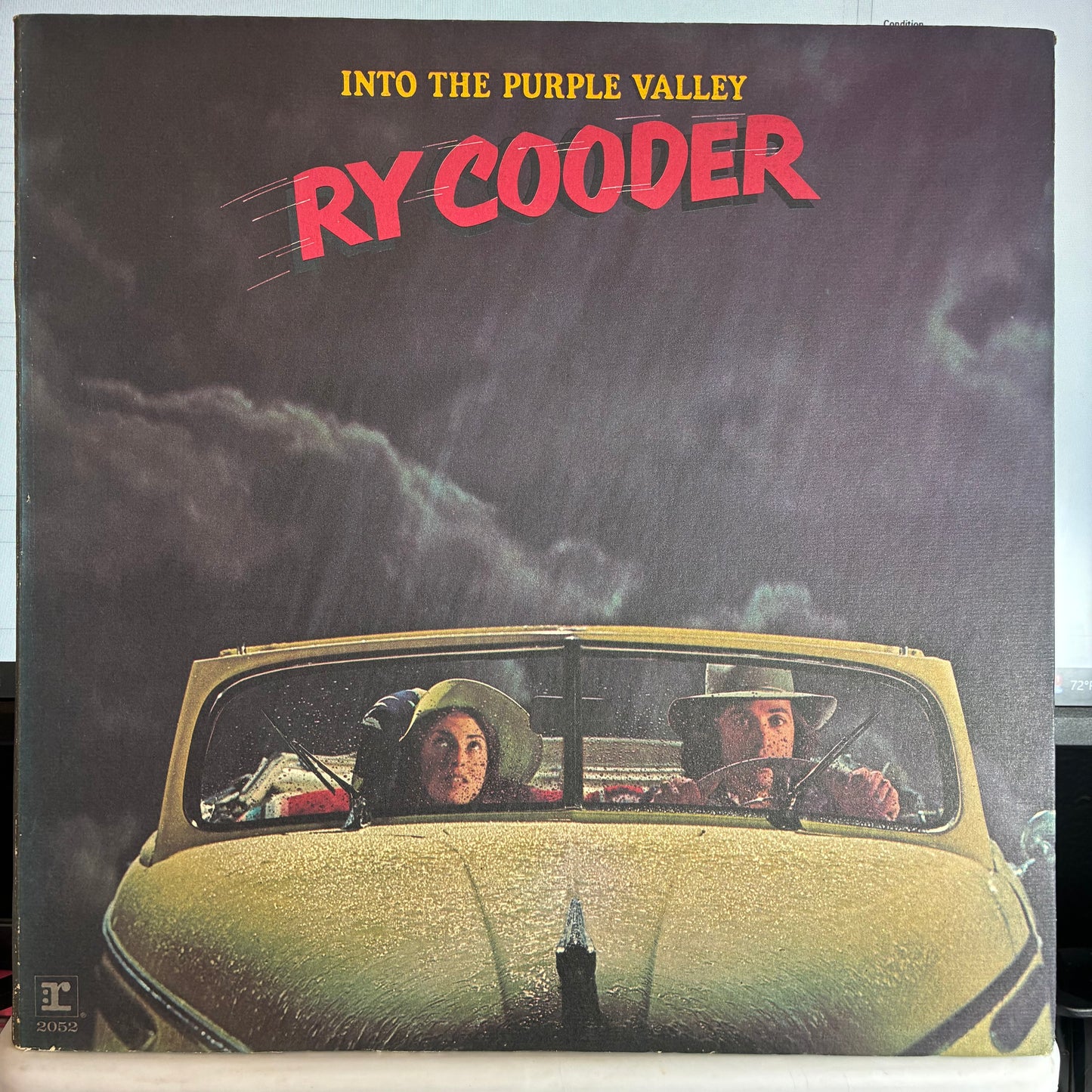 Into The Purple Valley (VINYL) | Very Good Plus (VG+) Excellent (EX) - ROCK / USED *VERY GOOD+*