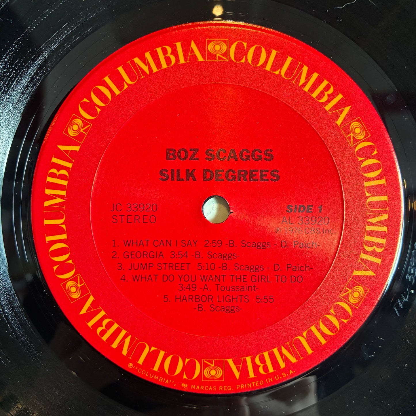Silk Degrees (VINYL) | Very Good Plus (VG+) Very Good Plus (VG+) - ROCK / USED *VERY GOOD+*