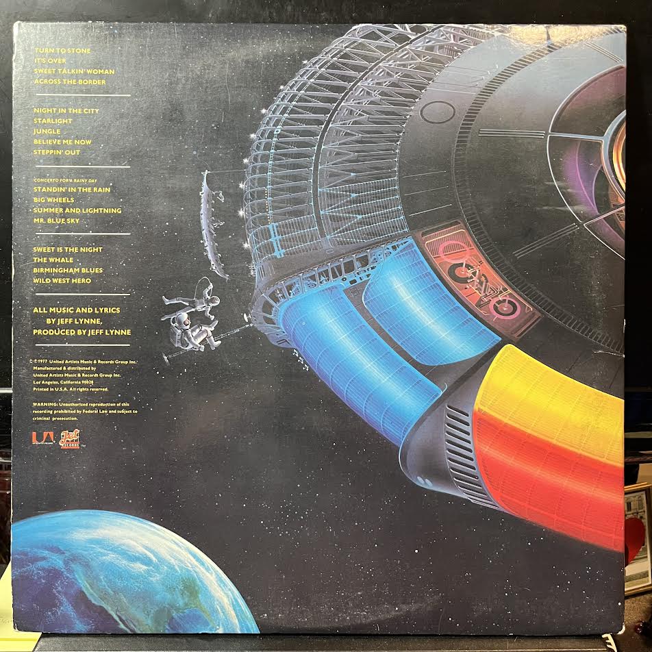 Out Of The Blue (2xVINYL) | Very Good (VG) Very Good Plus Plus (VG++) - ROCK / USED *VERY GOOD*