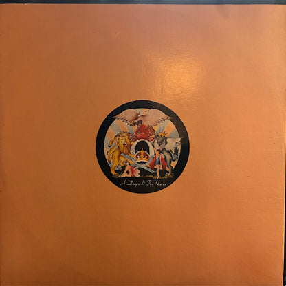 A Day At The Races (VINYL) | Very Good (VG) Excellent+ (EX+) - ROCK / USED *VERY GOOD*