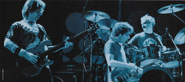 Dave's Picks, Volume 39 (3xCD)(The Spectrum, Philadelphia, PA • 4/26/83) | Mint (M) Near Mint (NM) - ROCK
