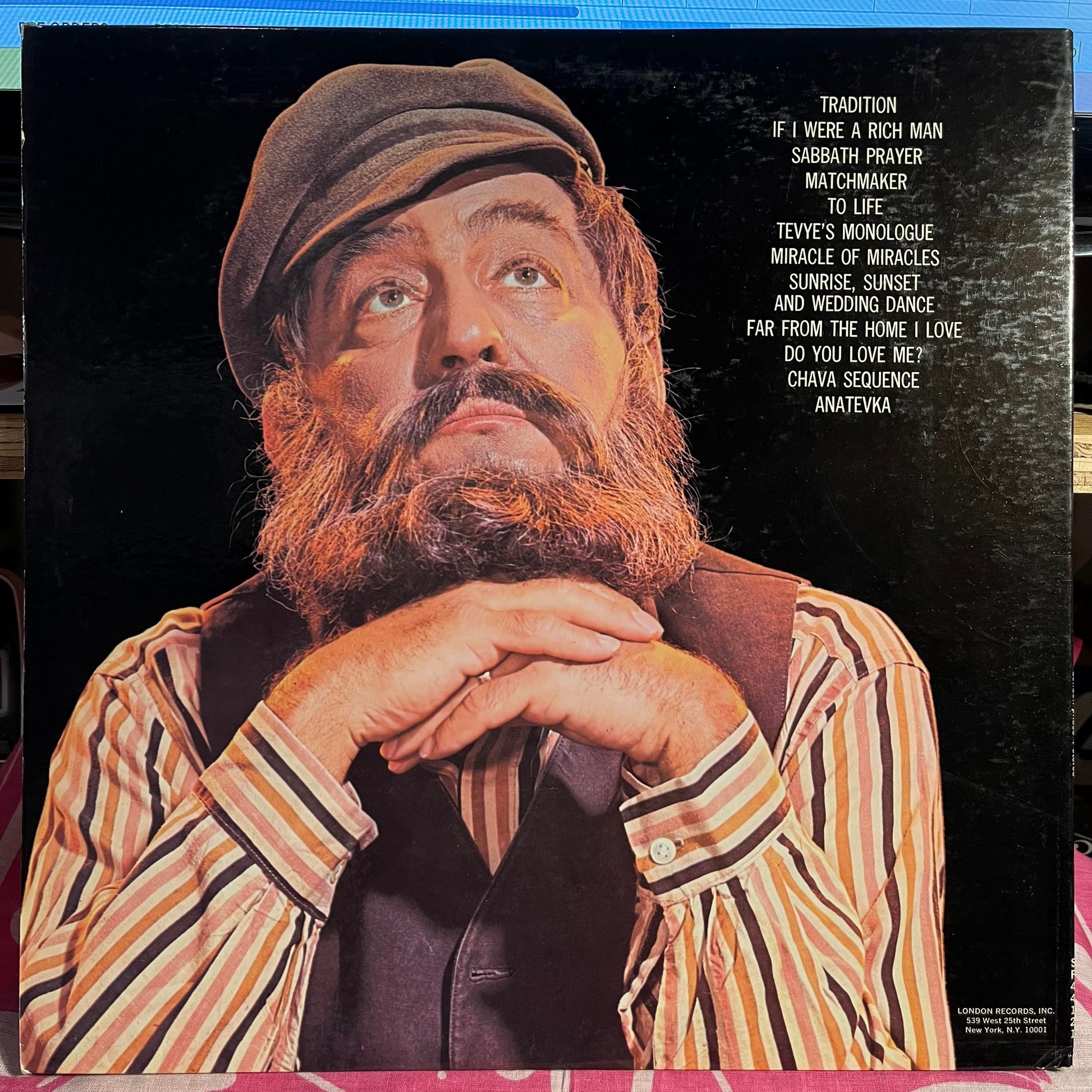 Robert Merrill - Music From Fiddler On The Roof *PROMO* | Near Mint (NM) Near Mint (NM) - SOUNDTRACK / USED *NEAR MINT*