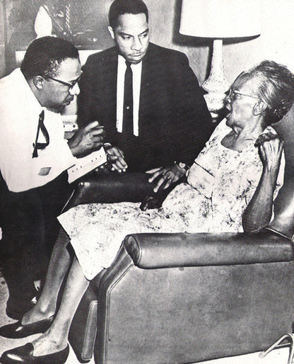 Alex Haley - Tells The Story Of His Search For Roots | Excellent (EX) Excellent (EX) - SPOKEN WORD / USED *EXCELLENT+*