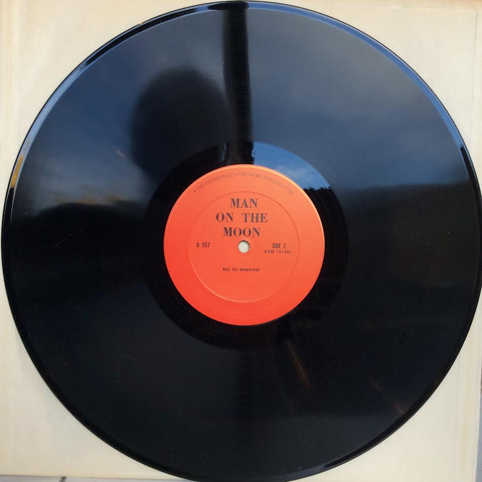 Man On The Moon (VINYL) | Near Mint (NM) Near Mint (NM) - SPOKEN WORD / USED *NEAR MINT*