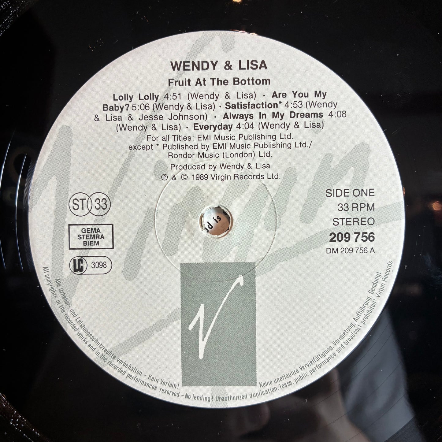 Wendy & Lisa - Fruit At The Bottom (VINYL) | Excellent+ (EX+) Excellent (EX) - SYNTH-POP / USED *EXCELLENT+*