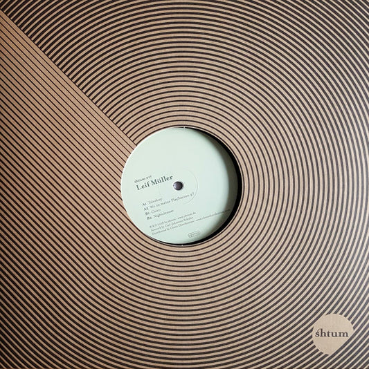 shtum 017 | Near Mint (NM) Near Mint (NM)