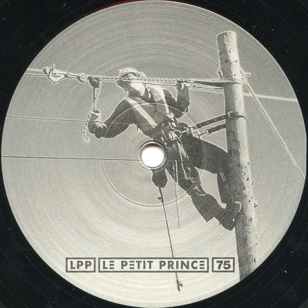 Into The Groove (12" VINYL) | Near Mint (NM or M-) Generic - TECHNO / USED *NEAR MINT*