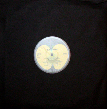 Yellow Submarine | Mint (M) Mint (M)