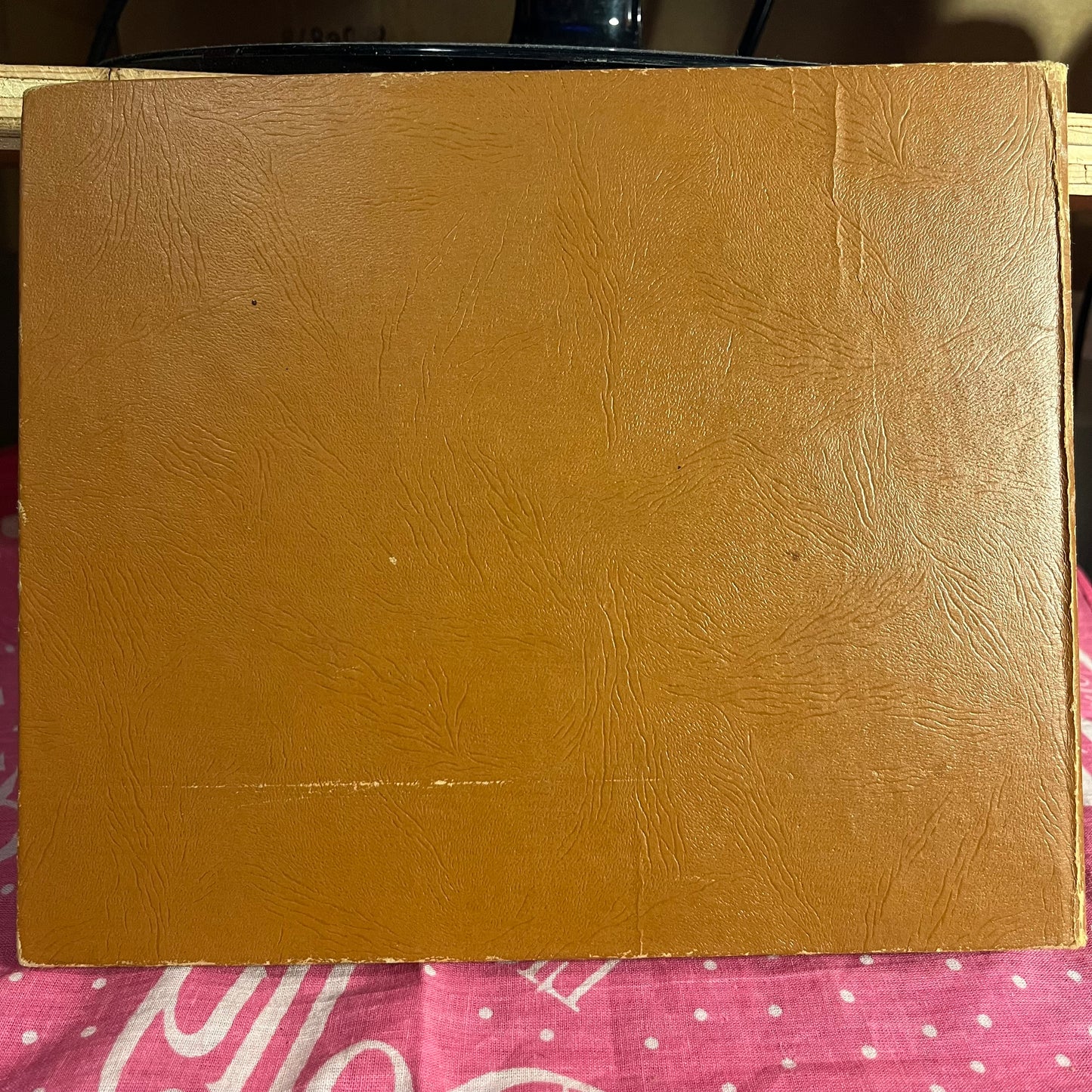 7" - Record Album Book (10-Holder) | Very Good Plus (VG+) - USED *VERY GOOD+*