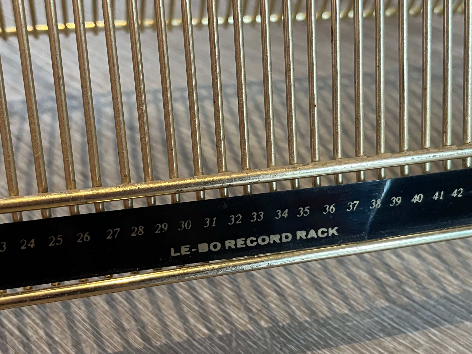 LE-BO RECORD RACK FOR 7" VINYL (60-SLOTS) | Excellent (EX) Excellent (EX) - USED