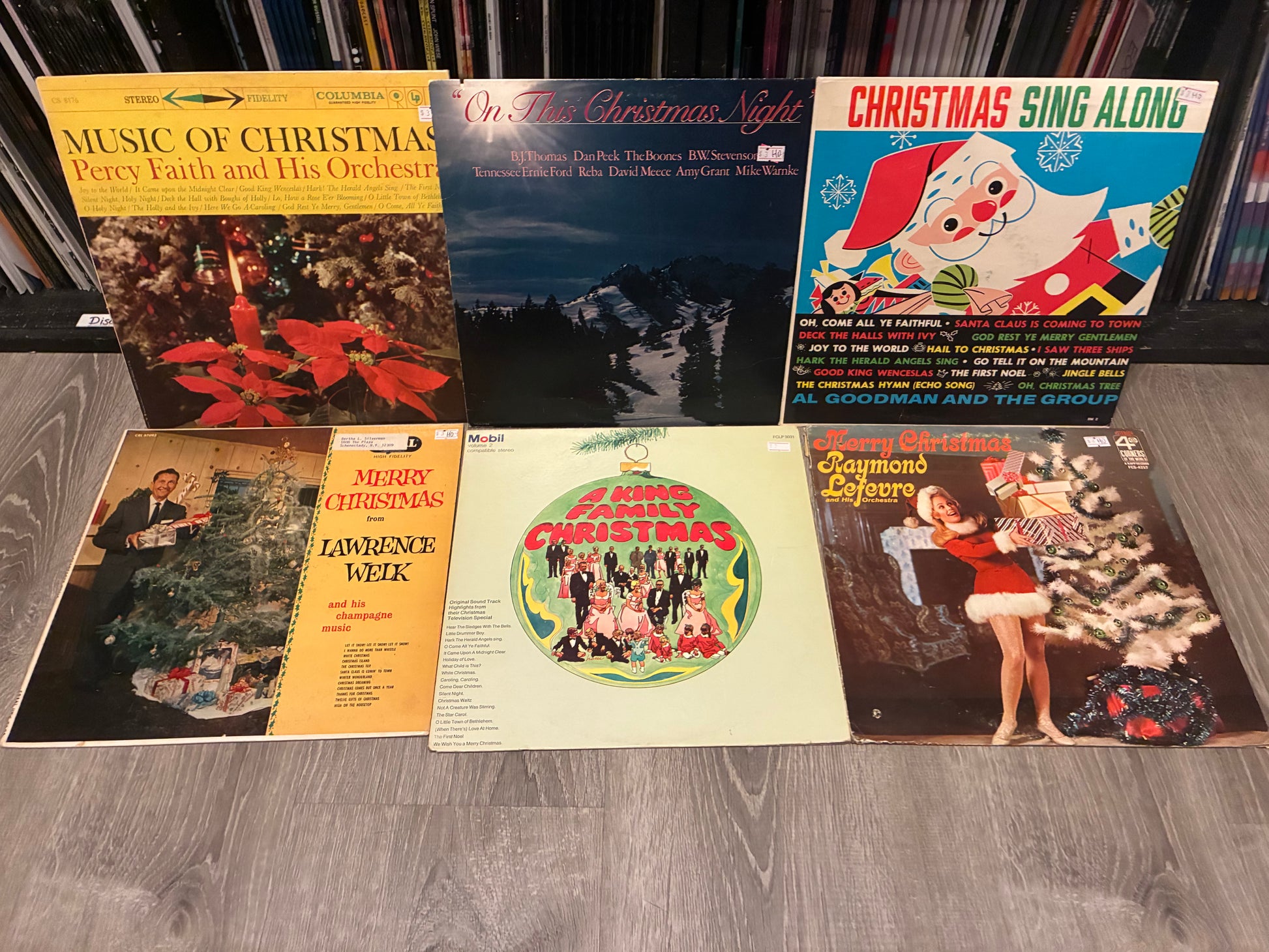 6 HOLIDAY/CHRISTMAS VINYL ALBUMS/LOT/COLLECTION | Very Good Plus (VG+) Very Good Plus (VG+) - USED