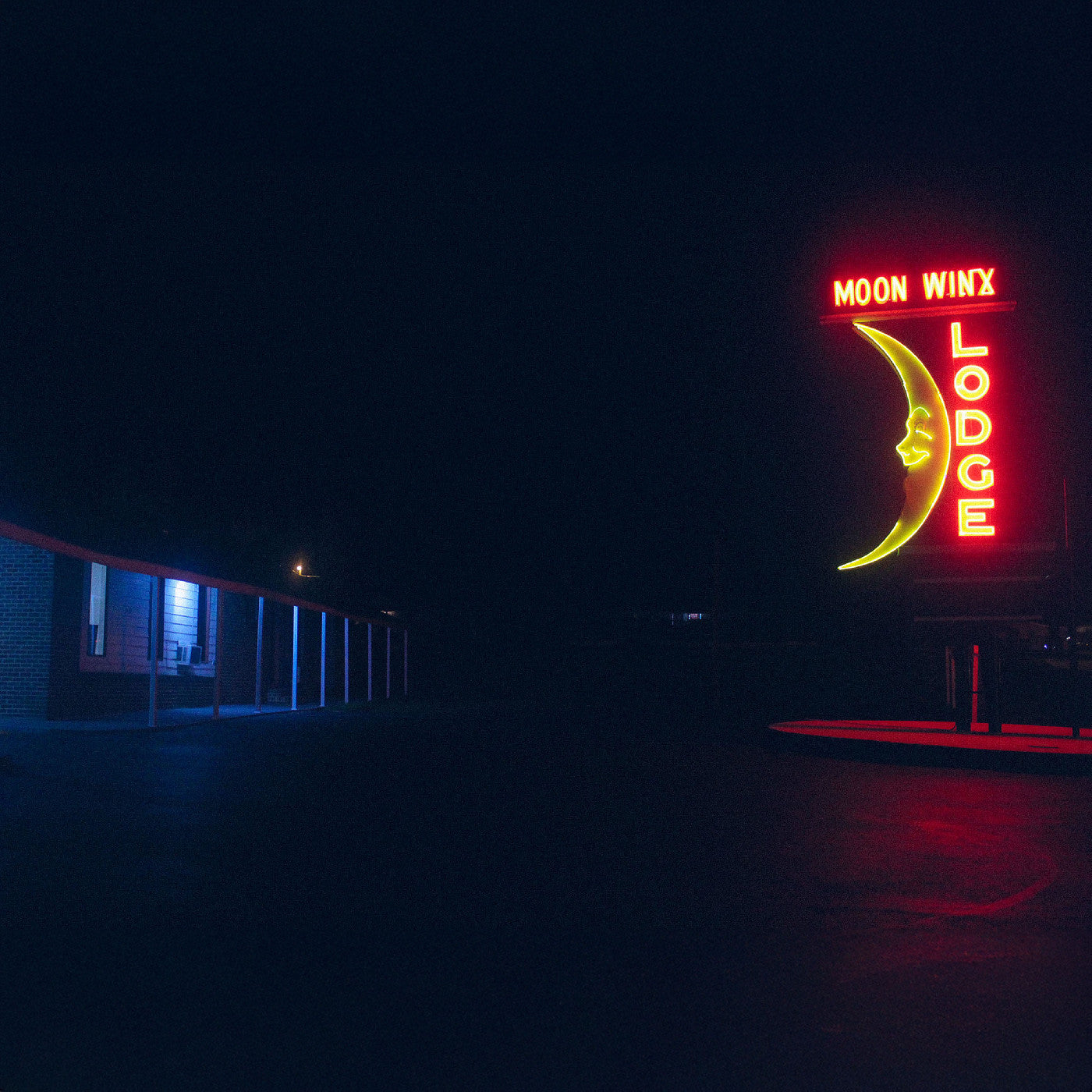 Moon Winx (Neon Yellow Moon Vinyl) |