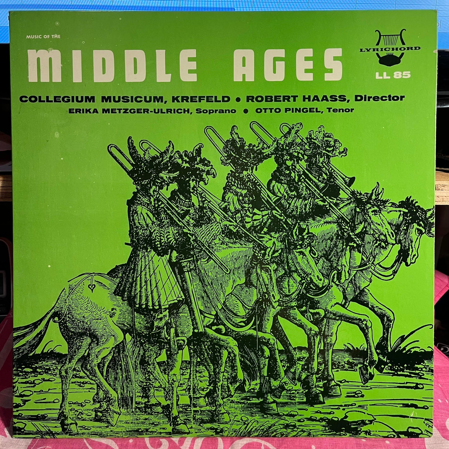 Collegium Musicum, Krefeld - Music Of The Middle Ages | Excellent (EX) Near Mint (NM) - WORLD / USED *EXCELLENT*